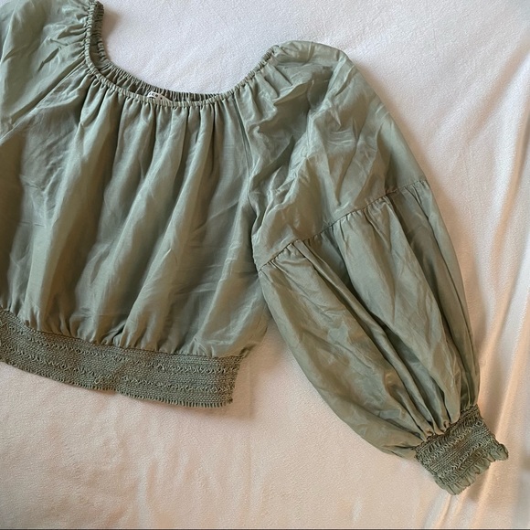 Alice + Olivia Azalea Off The Shoulder Peasant Top Large - Picture 7 of 8